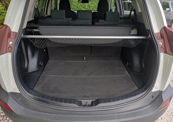 Toyota RAV4 cena 47900 przebieg: 246000, rok produkcji 2013 z Jutrosin małe 154